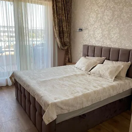 Luxury Penthouse At Valencia Gardens * Burgas Stad