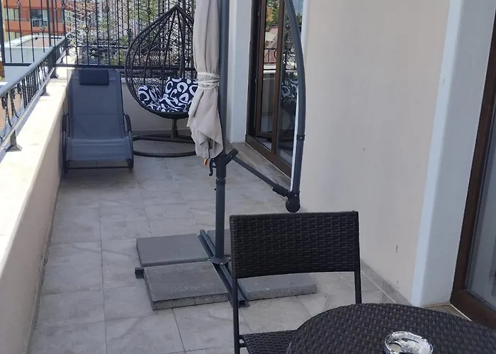 Luxury Penthouse At Valencia Gardens Apartamento Burgas