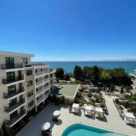Luxury Seaview Penthouse Apartments At Valencia Gardens