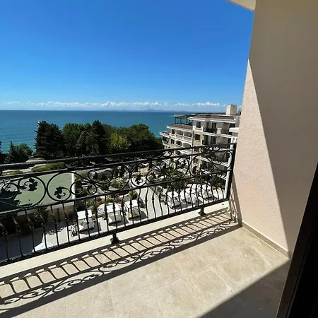 Luxury Seaview Penthouse Apartments At Valencia Gardens * Burgas
