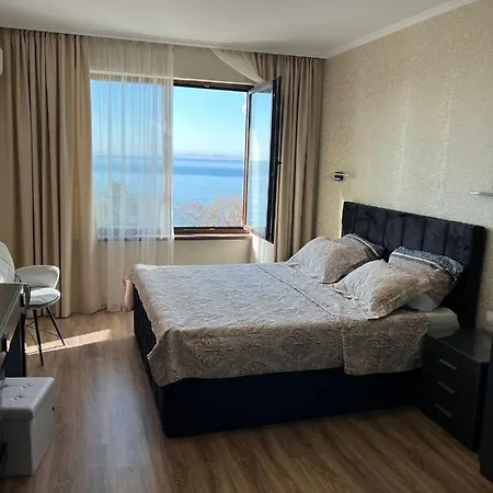 Luxury Seaview Penthouse Apartments At Valencia Gardens * Burgas