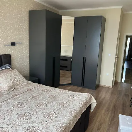 Luxury Seaview Penthouse Apartments At Valencia Gardens Burgas