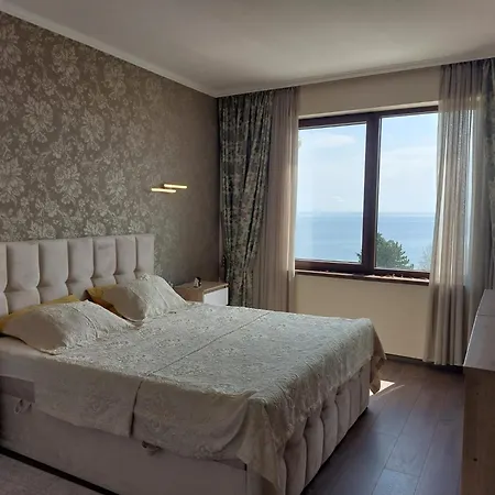 Apartment Luxury Seaview Penthouse Apartments At Valencia Gardens *