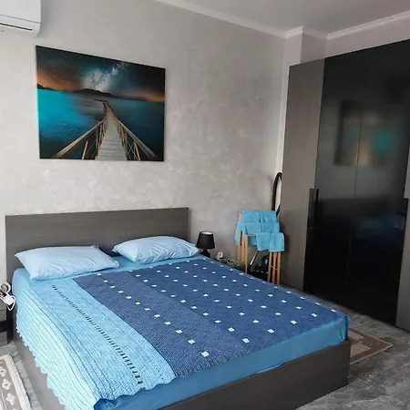 Apartment Luxury Seaview Penthouse Apartments At Valencia Gardens