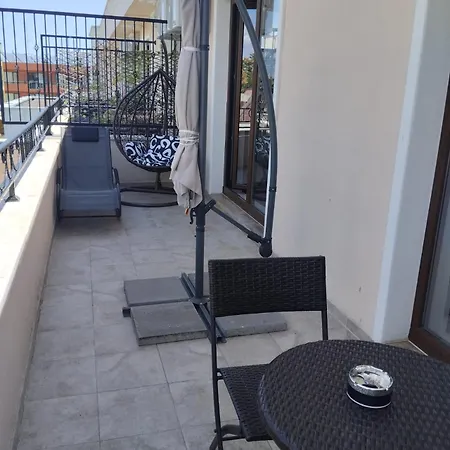 Luxury Penthouse Apartments At Valencia Gardens Daire Burgaz