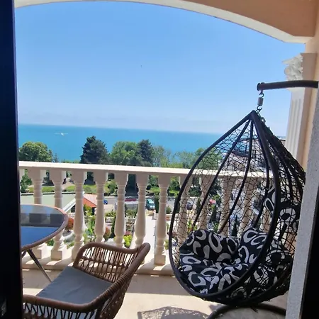 Luxury Penthouse Apartments At Valencia Gardens Daire *